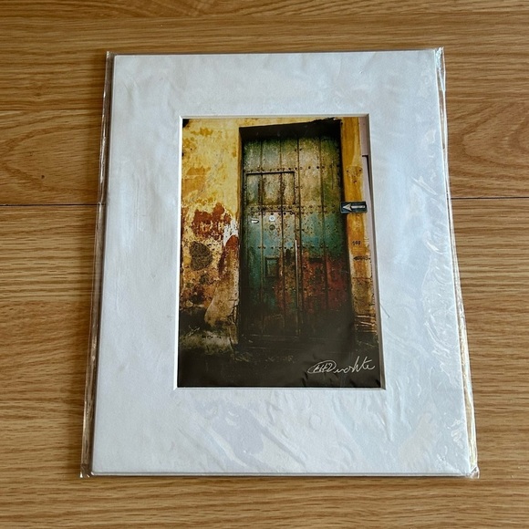 Images by Fernando Hechevarria Commercially Printed Image Art - Picture 1 of 6